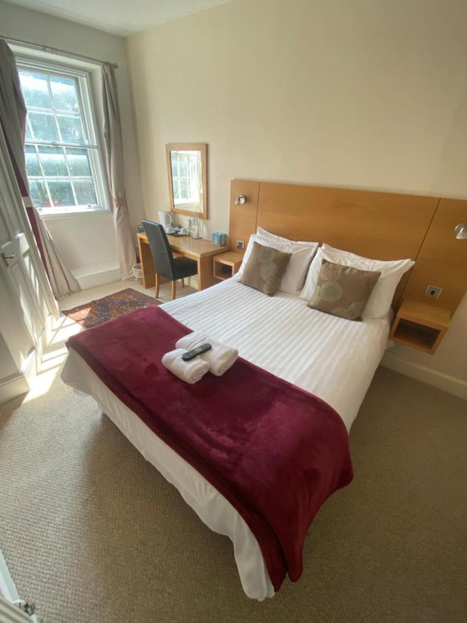 The Old Court Hotel Witney Extérieur photo