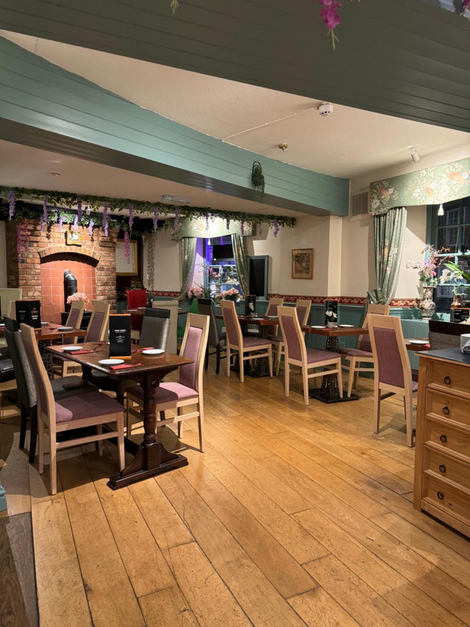 The Old Court Hotel Witney Extérieur photo