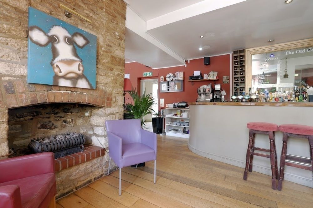 The Old Court Hotel Witney Extérieur photo