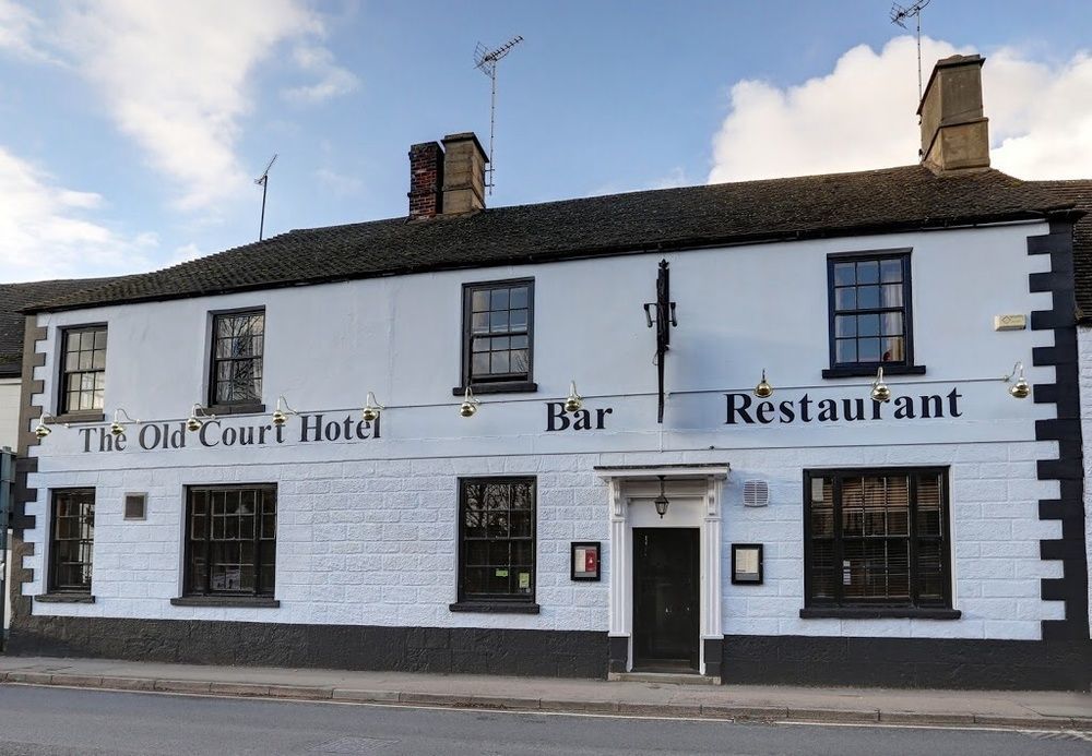 The Old Court Hotel Witney Extérieur photo